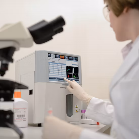 Mindray Bc-10 Portable Hematology Analyzer 3 Diff Blood Test 3 Part Blood Analysis System Clinical Analytical Instruments